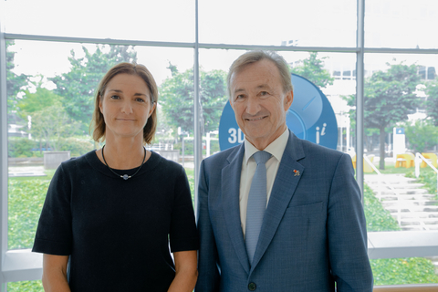 Cécile Béliot, CEO, Bel Group, and Bernard Charlès, Executive Chairman, Dassault Systèmes (Photo: Business Wire)