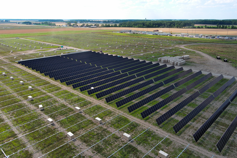 First panels installed at Avangrid's Powell Creek solar project in Ohio. (Photo: Business Wire)