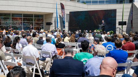 People gathered at Argonne for the APS dedication event. (Image by Jason Creps/Argonne National Laboratory).
