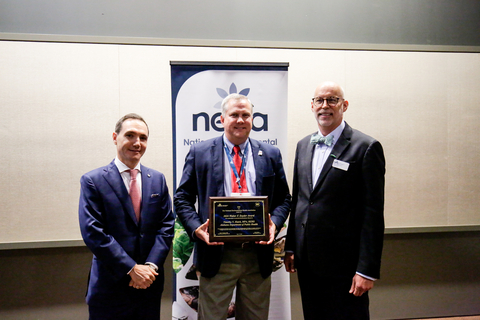 L-R: Pedro Sancha, President and CEO, NSF; Timothy Hatch, District Health Administrator for the State of Alabama Department of Public Health; Dr. David Dyjack, CEO of NEHA (Photo: Business Wire)