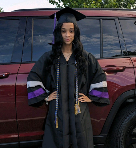 Sanaa Bibbs, will attend Clark Atlanta University (Photo: Business Wire)