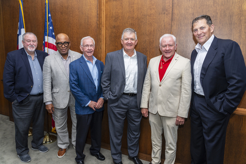 From left, Port Houston Commissioners Stephen H. DonCarlos, Thomas Jones, Jr., Clyde Fitzgerald, Executive Director Roger Guenther, Port Houston Commissioners Dean Corgey, and Alan A. Robb. (Photo: Business Wire)
