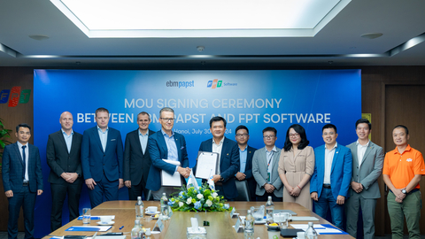 The MoU signing ceremony took place at FPT Tower, Hanoi, with the participation of ebm-papst’s CTO Dr. Tomáš Smetana, FPT Software Deputy CDO Mr. Le Hai, and other executives from both sides (Photo: Business Wire)