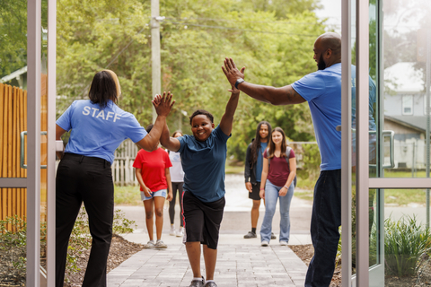 As students prepare to return to school, Boys & Girls Clubs of America, the nation’s leading youth development organization, proudly announces steadfast commitments from nearly 20 partners as part of the organization’s annual back-to-school campaign, “Raise Your Hand”, which runs now through September. (Photo: Business Wire)