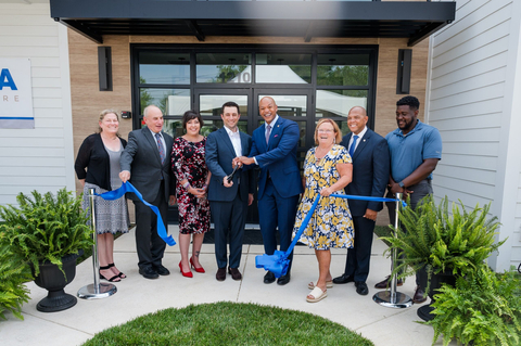 Hygea Healthcare at Middle River Ribbon Cutting with Governor Wes Moore, Hygea Healthcare Founder & CEO, Robby Stempler and more. Photo courtesy of Jennifer Sawyer.