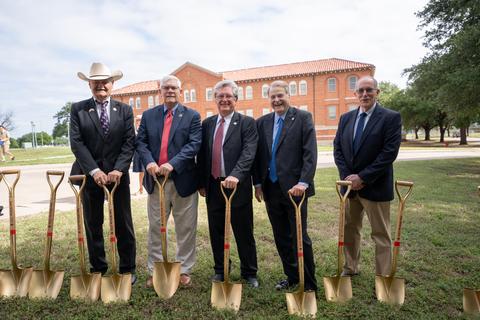 Left to right: The Honorable Doc Anderson, The Honorable Pete Sessions, Stan Parker, The Honorable Brian Birdwell and Craig Taylor, President, Solutions for Veterans. (Photo: Business Wire)