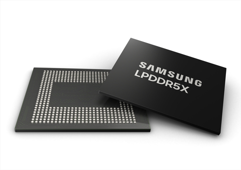 Samsung’s compact LPDDR5X DRAM packages measure 0.65mm high, allowing enhanced thermal control suitable for on-device AI mobile applications (Photo: Business Wire)
