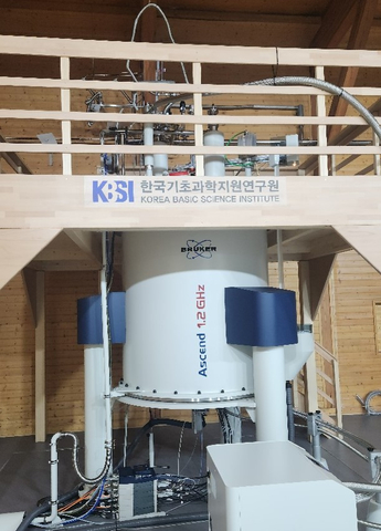 1.2 GHz Avance® NMR system at Korea Basic Science Institute (KBSI)