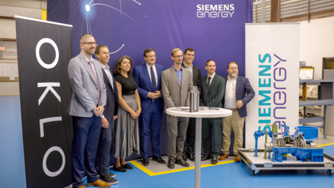 The Oklo and Siemens Energy teams during the signing event for the Preferred Supplier Agreement at Siemens Energy's Houston office (Image: Oklo)