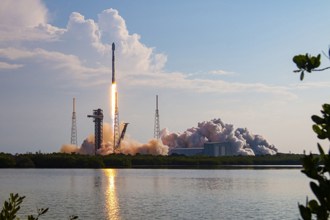 The SpaceX Falcon 9 rocket carrying Maxar's third and fourth WorldView Legion satellites lifts off from Cape Canaveral Space Force Station, Florida. (Photo: Maxar)