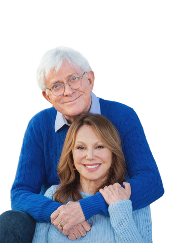 Phil Donahue with wife and St. Jude National Outreach Director Marlo Thomas (Photo: ALSAC Photography)