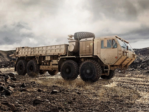 Oshkosh Defense Heavy Expanded Mobility Tactical Truck (HEMTT) A4 (Photo: Business Wire)