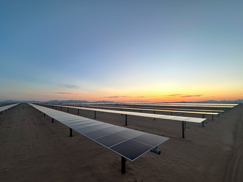 Desert Quartzite Solar+Storage project is under construction in Riverside County, California. (Photo: Business Wire)