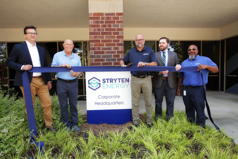 Cutting the ribbon on Stryten Energy's battery testing lab are (from left to right) Roger Miksad, President & Executive Director, Battery Council International; Tim Vargo, Chairman of the Board, Stryten Energy; Mike Judd, CEO and President, Stryten Energy; Nathan Barker, Legislative Director for U.S. Representative Rich McCormick (GA-06); Ronnie Joyner, Senior Manager, Laboratory, Stryten Energy. (Photo: Business Wire)