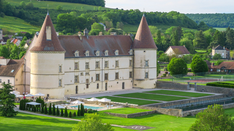 Hôtel Golf Château de Chailly (16th century) Chailly-sur-Armançon, France. Nominee Finalist for Best Historic Resort. Credit: Historic Hotels Worldwide and Hôtel Golf Château de Chailly.