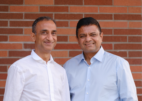 Revefi co-founders Sanjay Agrawal and Shashank Gupta (Photo: Business Wire)