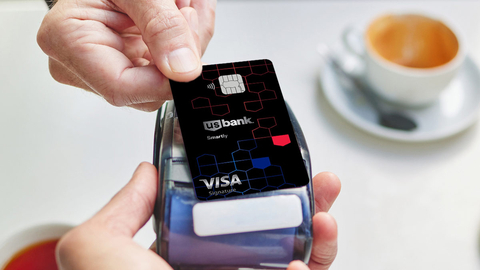 U.S. Bank is introducing U.S. Bank Smartly™ Visa Signature® Card and U.S. Bank Smartly® Savings, two new U.S. Bank Smartly® products designed to work together to maximize credit card rewards while also helping clients earn more on their savings balances. (Photo: Business Wire)