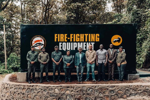 thumbnail Altezza Travel team with the KINAPA officials at a handing over ceremony (Photo: Altezza Travel)