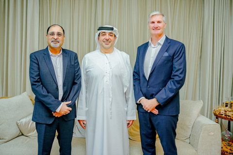 From left to right - Waseem Ashraf Qureshi, CEO-CTO Enercap, H.E. Khalifah Khoury Chairman Apex Investment and Enercap Energy Holdings, and Mark Blackwell CEO Apex Investments (Photo: AETOSWire)