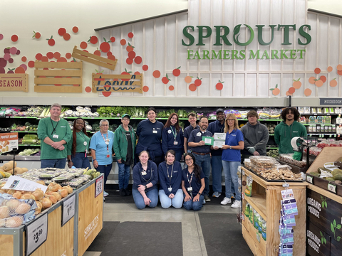 original Sprouts Store #646 in Apopka, Florida donates $5,000 to Second Harvest Food Bank of Central Florida. (Photo: Business Wire)