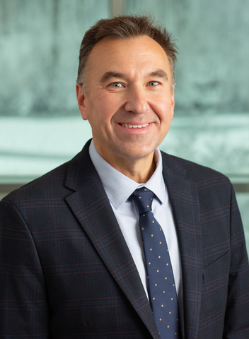 original Shawn V. Los (Photo: Business Wire)