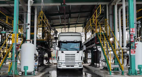 Truck waiting at loading point for fuel marking (Photo: Business Wire)