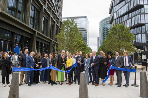 Public and private sector leaders gathered to celebrate the first commercial installations of low-carbon cement by Sublime Systems, in Boston’s largest net-zero-carbon office building, One Boston Wharf, recently completed by WS Development in Boston’s Seaport. Photo credit: Boston Seaport by WS / Eric Levin.