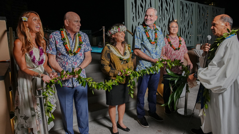 Marriott Vacations Worldwide celebrates grand opening of Marriott Vacation Club, Waikiki with Lei Cutting Ceremony. (Photo: Business Wire)