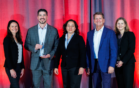 Toyota North America honored Ryder with the “Cross Dock Supplier of the Year” award for operational excellence at Ryder’s cross dock in San Luis Potosi, Mexico, during Toyota’s 2024 Annual Supplier Conference in Plano, Texas. Pictured left to right: Andria Anderson, general manager accessories, logistics and packaging, Toyota; Frank Bateman, vice president, Ryder; Karina Amposta, director of operations, Ryder Mexico; Steve Brown, vice president parts supply chain, Toyota; Jenny Dyer, senior manager purchasing supplier development, Toyota. (Photo: Business Wire)