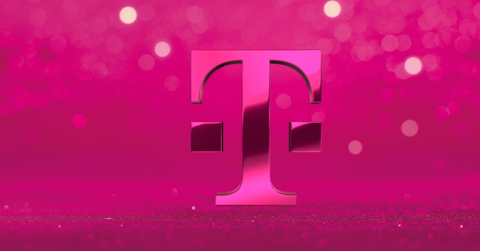 Sleigh the holidays with deals on this season’s must-have 5G phones and accessories at T-Mobile and Metro by T-Mobile, or snag a free smart TV when signing up for 5G Home Internet (Graphic: Business Wire)