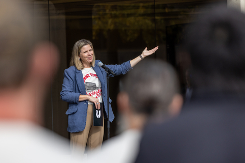 Jennifer Rumsey, Cummins Chair and Chief Executive Officer, addresses attendees at the Cummins Technical Center office tower reopening ceremony. (Photo: Business Wire)