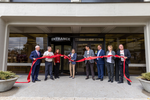 Cummins leaders and elected officials celebrate the reopening of the Cummins Technical Center with a ribbon-cutting ceremony. Pictured left to right are Congressman Greg Pence; Tim Frazier, Cummins Vice President – Research & Technology; Lucia Lopez, Cummins Americas Tech Ops Supply Chain Manager; Jennifer Rumsey, Cummins Chair and Chief Executive Officer; Brett Merritt, Cummins Vice President and President - Engine Business; Indiana State Representative Ryan Lauer; Columbus Mayor Mary Ferdon; and Jonathan White, Cummins Vice President - Engine Business Engineering. (Photo: Business Wire)