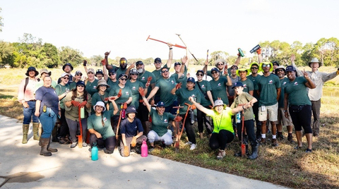 Port Houston employees volunteer at its annual Marsh Mania event that improves wildlife habitat & beautifies greenspaces. (Photo: Business Wire)