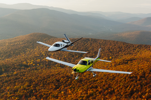 Cirrus SR Series G7 and G2+ Vision Jet (Photo: Business Wire)