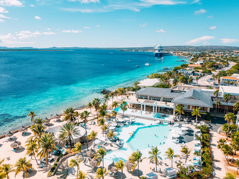 Aerial view of the main pool at Plaza Beach Resort in Bonaire. (Photo: Bonaire)