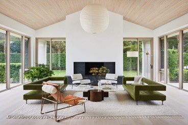 Amagansett Lanes Living Room by Monica Fried Design (Image Credit: Nicole Franzen)