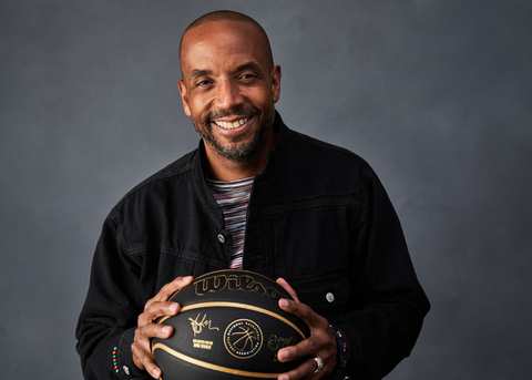 As a SundaySky advisory board member, Que Gaskins brings a distinguished career in lifestyle branding and cultural influence, with an established legacy of redefining the global marketing of athletes and entertainment icons. (Photo: Business Wire)