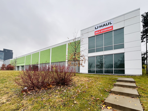 U-Haul Moving & Storage at West River Road that houses 975 self-storage rooms at 1717 W. River Road N. opened on Nov. 19. (Photo: Business Wire)