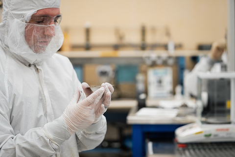 Pictured, Rocket Lab technician during the manufacturing process of one of its space-grade solar cells at the Company’s Albuquerque, New Mexico facility. (Photo: Rocket Lab)