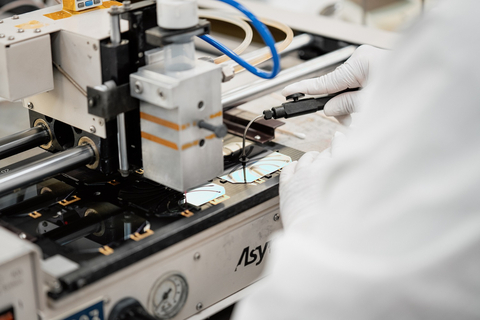 Pictured, Rocket Lab technician during the manufacturing process of its space-grade solar cells at the Company’s Albuquerque, New Mexico facility. (Photo: Rocket Lab)