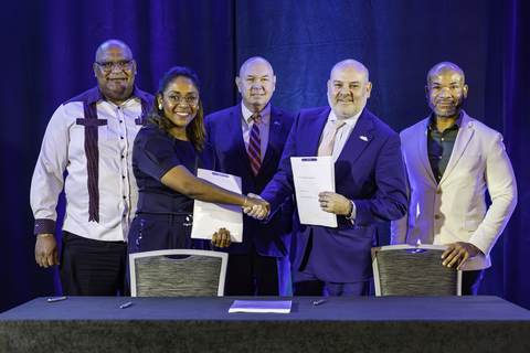 Aqualectra firma un acuerdo BOOT de 20 años de Water-as-a-Service® con Seven Seas Water Group