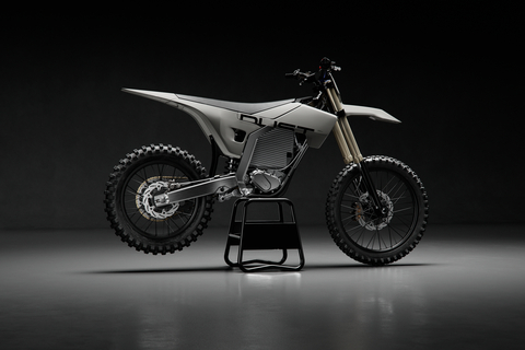 Dust Moto unveils the Hightail electric dirt bike punching above its weight class with 42hp and 660Nm of torque in a svelte sub-100kg design. The bike delivers a radically simplified user experience, compact chassis, swappable 4.4kWh battery pack, and whisper quiet drivetrain and can be reserved with a fully refundable $100 deposit. (Photo: Business Wire)