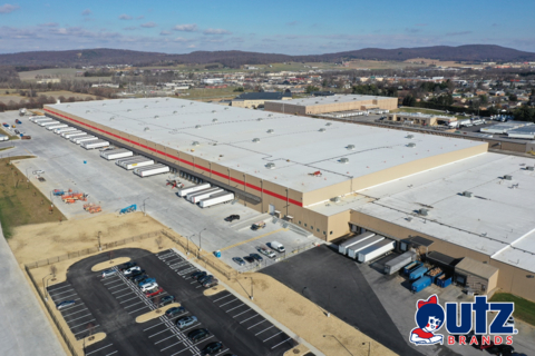 Utz Brands, Inc. announces the opening of a new 650,000-square-foot logistics center. The “Rice Distribution Center” aims to optimize its network, enhance efficiency, and support volume growth. (Image courtesy of Conewago Enterprises, Inc.)