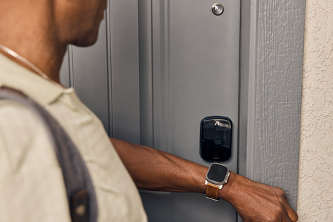 Residents with Alloy Deadbolt+ locks can easily and securely add their resident keys to Apple Wallet and unlock their apartment unit or key-protected common areas with a simple tap of an iPhone or Apple Watch — eliminating the need to use a traditional, physical key. (Photo: Business Wire)