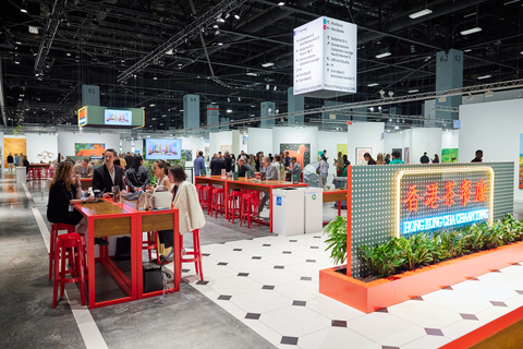 original Art Basel attendees enjoyed pineapple buns, egg tarts, and milk tea in a traditional Hong Kong-style cafe pop-up by Hong Kong Tourism Board. Photo courtesy of the Hong Kong Tourism Board.