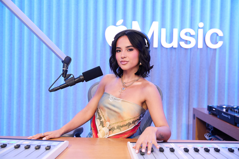 Latin superstar Becky G is the official launch host for Apple Música Uno. (Photo: Apple Music)