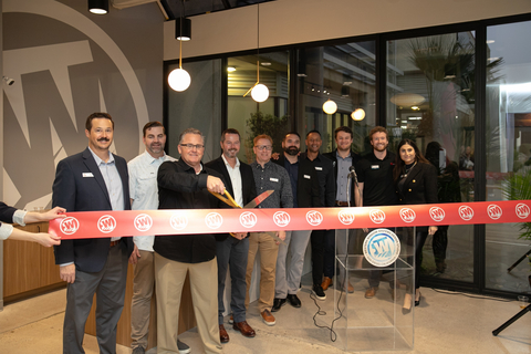 Ty Cranford, Western Window Systems’ Senior Director of Architectural Sales, cuts the ribbon to celebrate the grand opening of the new San Diego Design Studio (Photo: Business Wire)