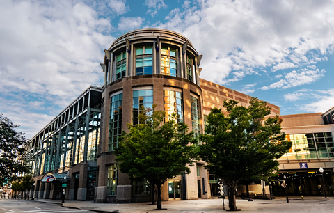 Rhode Island Convention Center features over 120,000 square feet of exhibition and meeting space, with high-speed connectivity designed, built and managed by Boingo Wireless. (Photo: Business Wire)