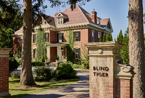 Blind Tiger, a Lark Hotels property in Burlington, Vermont (image by Matt Kisiday)