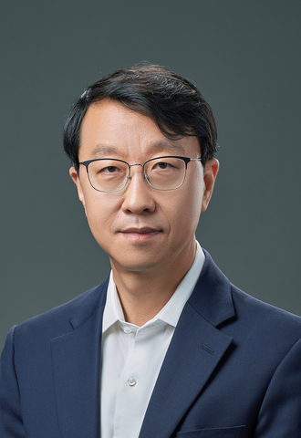 Shiyi Zhou, Watlow's new Regional President of Asia. (Photo: Business Wire)